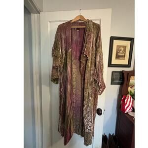 Oversized Two Heads Studios Boho Velvet robe "One Size" fits 2- 3 XL